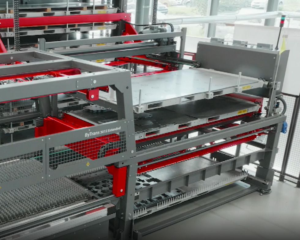 ByTower storage tower & ByTrans Extended laser cutting automation