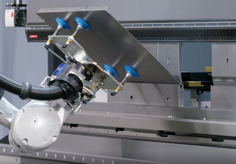 Elevate your production efficiency with Bystronic's Bending Cell, the ultimate solution for automated sheet metal bending. Our advanced bending press technology delivers unmatched precision in your automatic sheet metal bending machine operations.