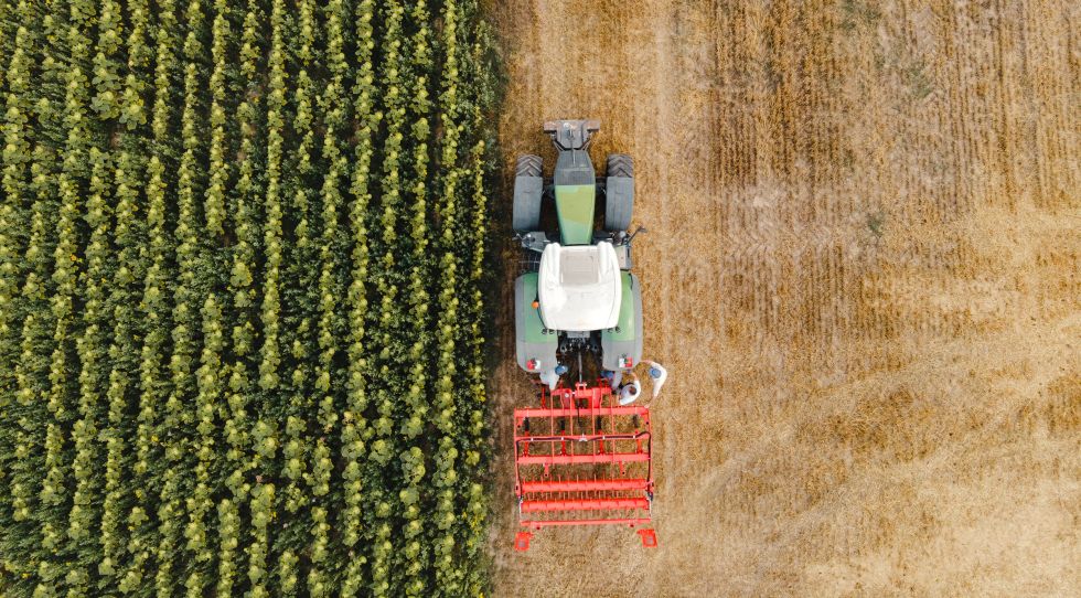 Agricultural Machinery Industry (Unsplash, Teo Sticea)