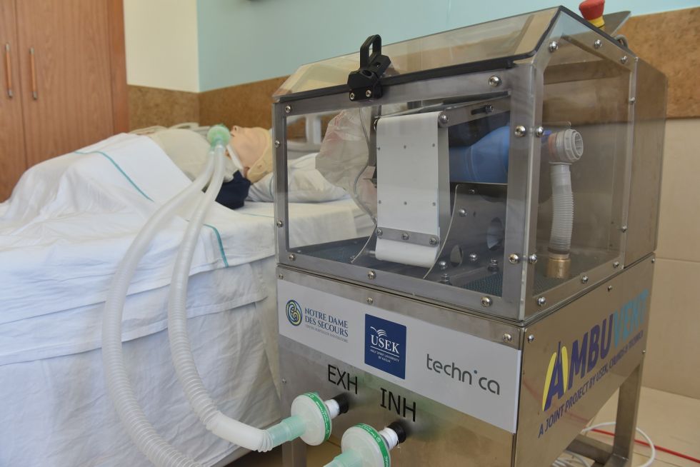 El AmbuVent es un ventilador homologado fabricado con una máquina de láser Bystronic que permite producir cientos de respiradores por mes. Porque cuando se supo la noticia de Italia a principios de 2020, Technica decidió fabricar respiradores.