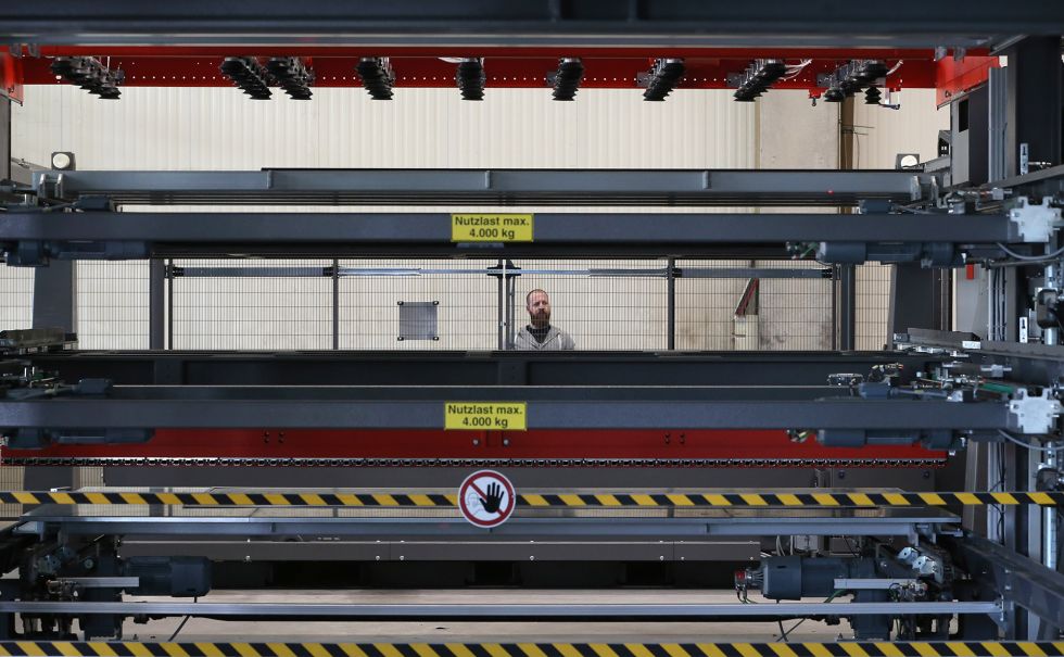 Die Automation hilft Haslach dabei, die Produktionsleistung der Faserlaser zu erhöhen.