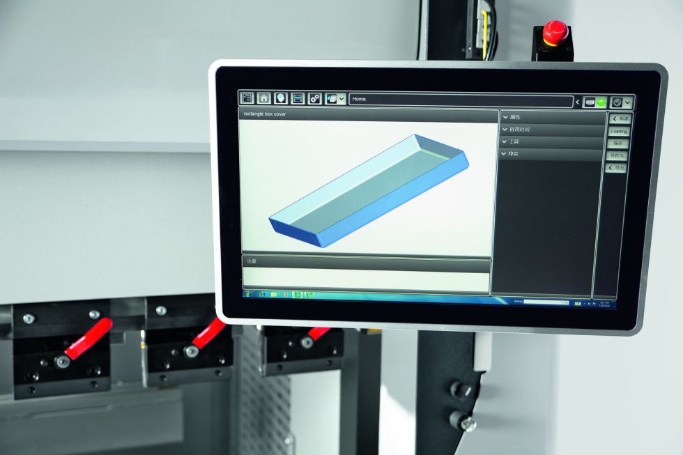 Intuitive operation: Users can conveniently control all the bending processes on the touch screen of the ByVision Bending software.