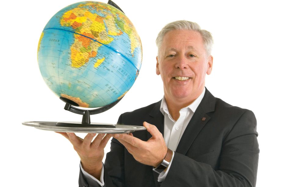 “World Class Service”的 Eamon Doherty 方案应用于全球。