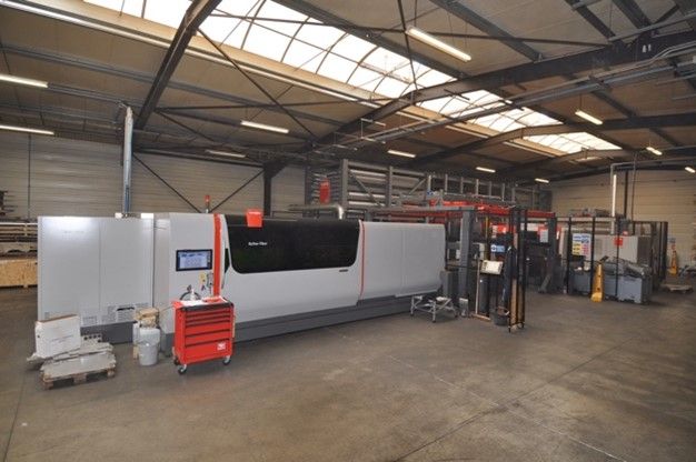 3 machines Laser
