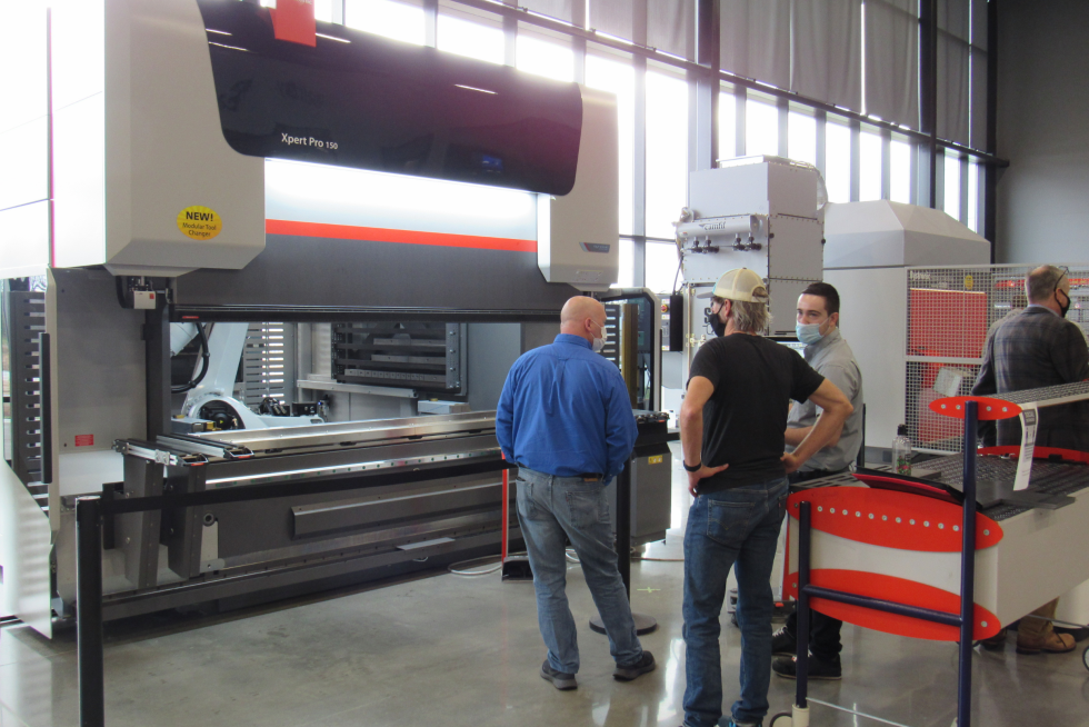 Press Brake Product Manager, Marcel Fiedler, demonstrating the Xpert Pro Modular Tool Changer.