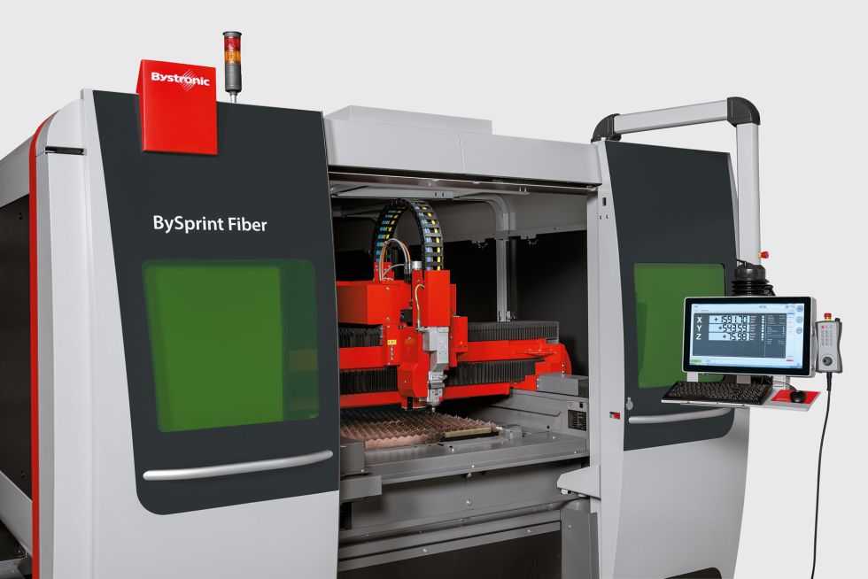 The BySprint Fiber 12020 can be equipped with the Fiber 3000, 4000, or 6000 laser sources, depending on the user’s requirements.