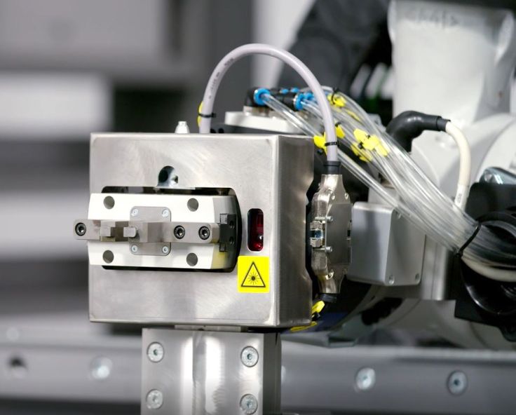Bending Cell | Automatic sheet metal bending machine | Bystronic