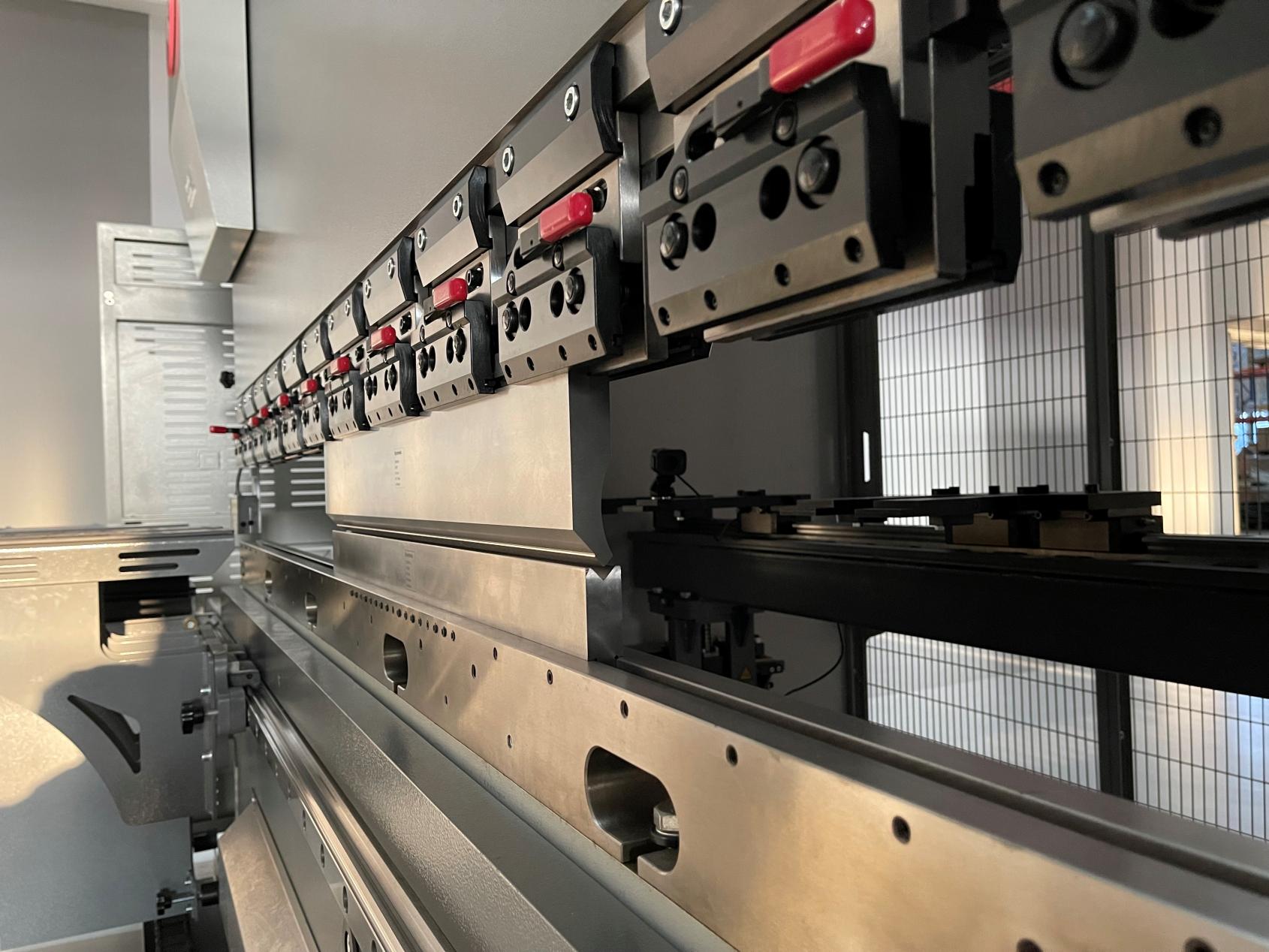 Introducing ByBend Smart Press Brake Bystronic